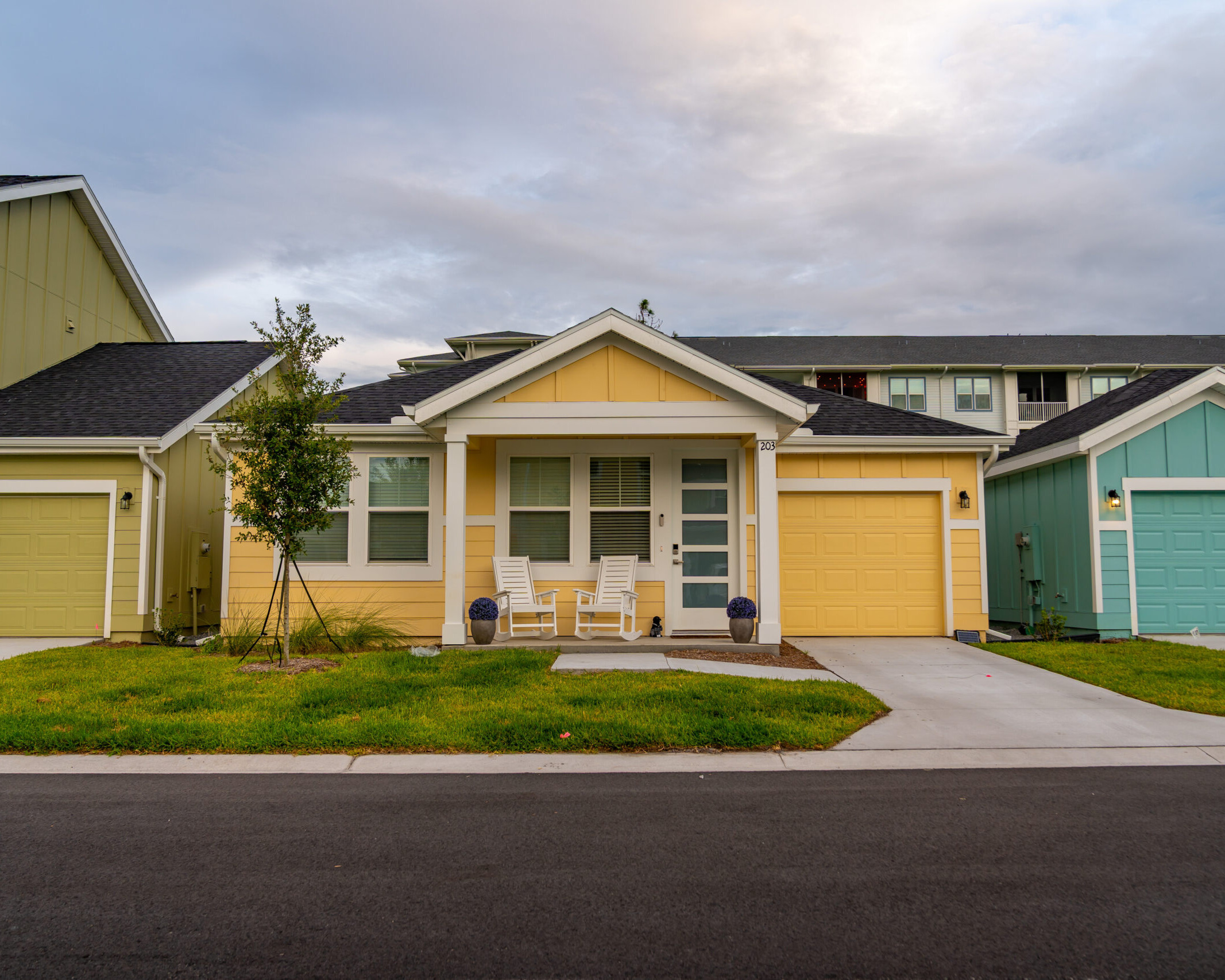 JLM Living's The Eleanor Daytona Beach yellow build to rent home